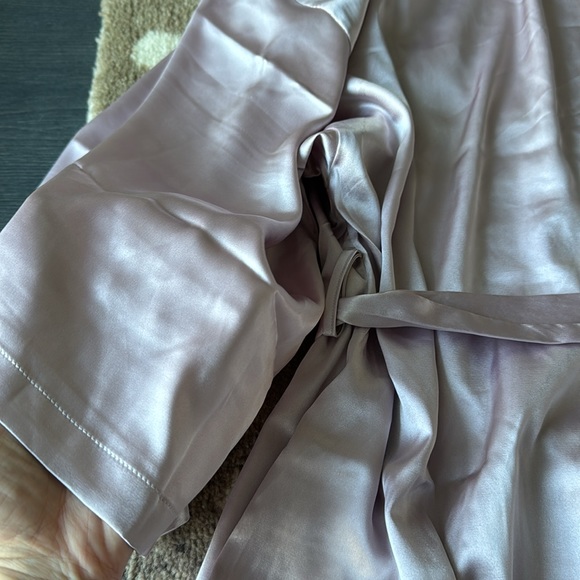 Satin Kimono S-M - Picture 8 of 8